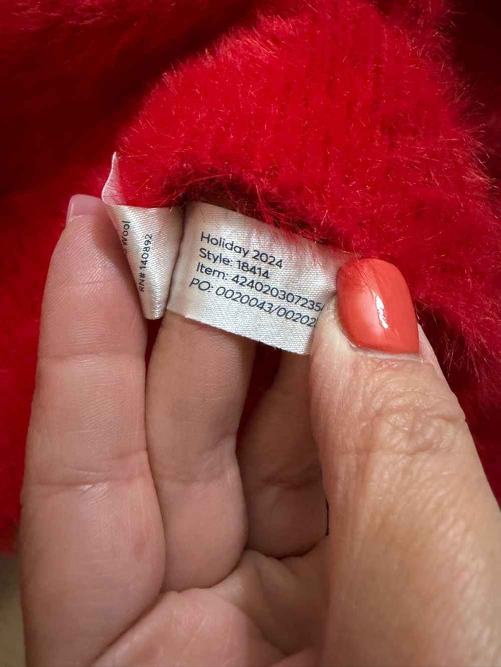 MARINE LAYER eyelash cropped sweater in scarlet nylon/cotton/wool blend Large - Picture 7 of 8